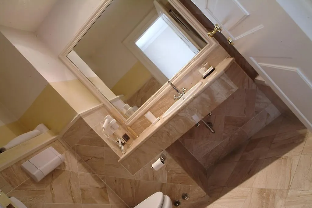 فندق Town House 31 ميلان
