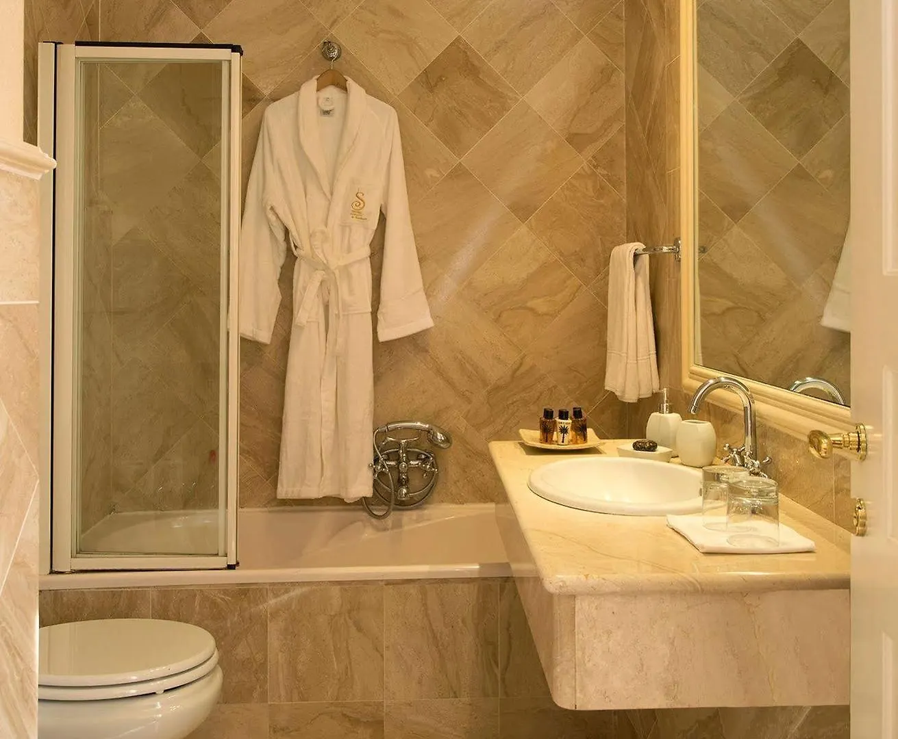 Hotel Town House 31 Milán 4*,  Italia